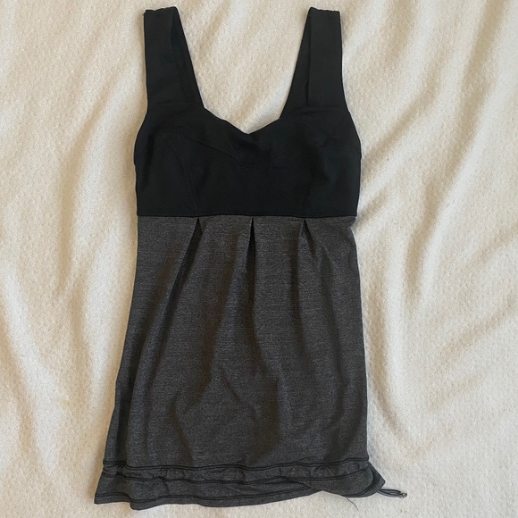 lululemon athletica Tops - Rare NEW Lululemon Black TAME ME TANK Exercise Workout Yoga Tank Top - Size 2